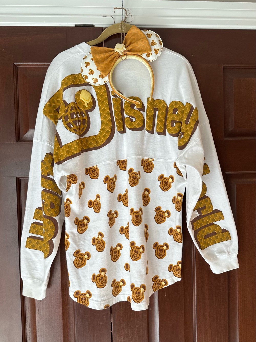 Disney “Mickey Waffle” spirit jersey  and matching ears              sz small - Picture 2 of 8